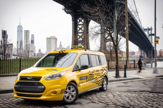 Ford to test 10 Transit Connect hybrid taxi prototypes in several major cities across the U.S. to help businesses reduce their operating costs while still providing plenty of passenger and luggage space.